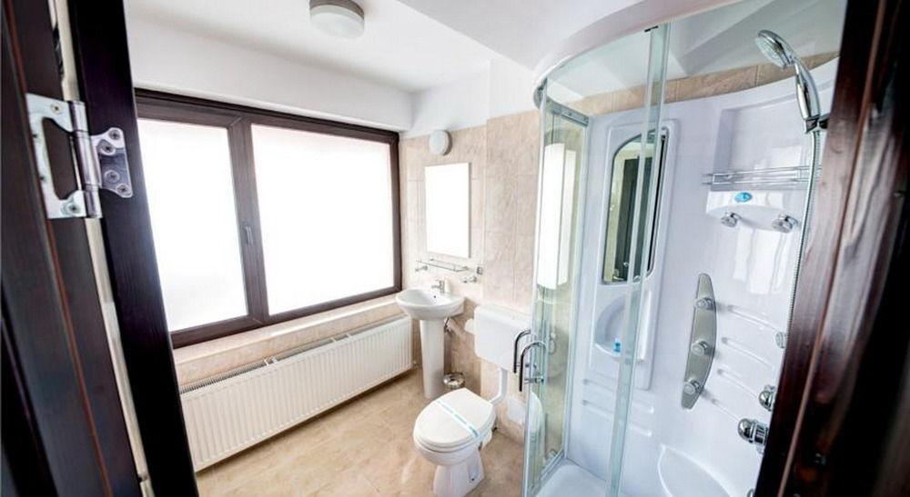 בוקרשט Hotel Pascu מראה חיצוני תמונה